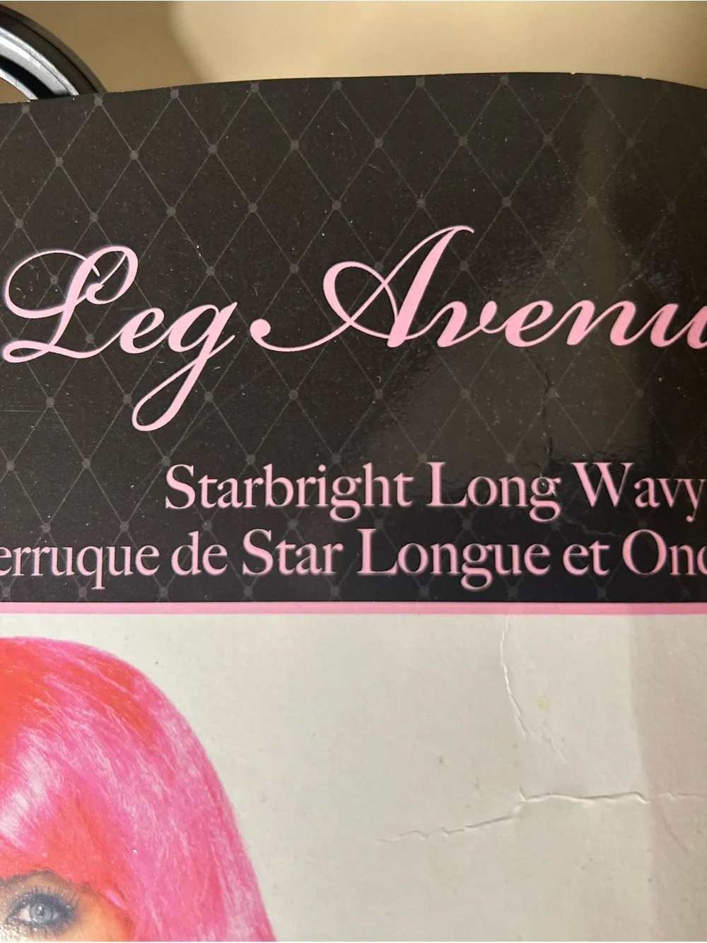 Halloween costume wig Leg Avenue Vibrant Pink Long Wavy Wig bangs